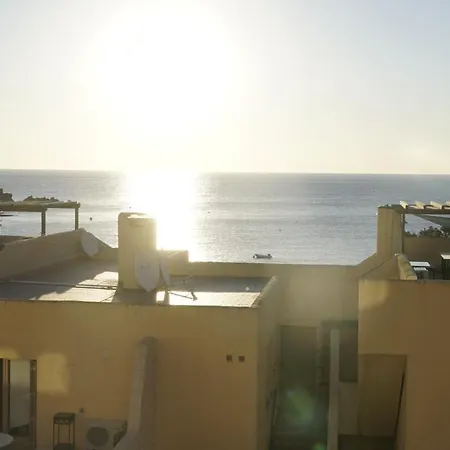 Beachside - Sleeps 2 Daire *